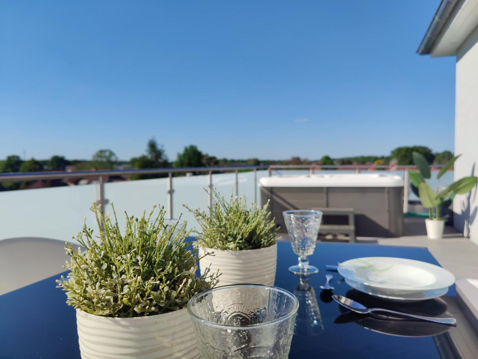 Penthouse Mit Whirlpool Im Herzen Von Niedersachsen Burgwedel  Exterior foto